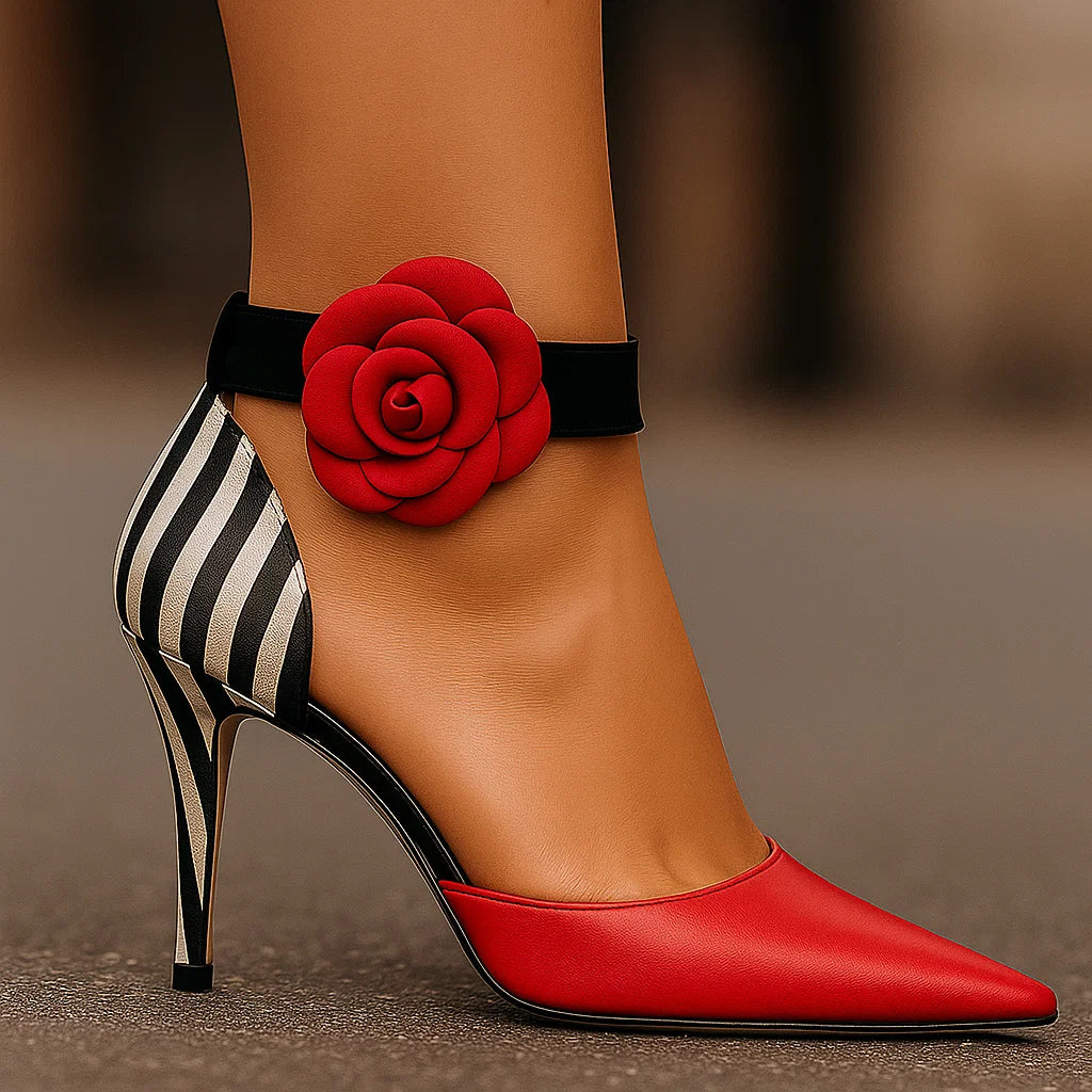 Birgit™ | Elegante pumps med blomsterdetalje